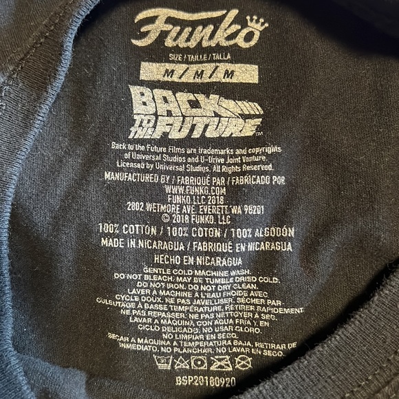 Back To The Future Movie with the DeLorean Super Cool Rare T-Shirt by Funko! - Picture 5 of 5